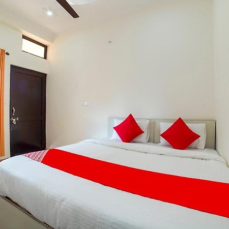 Oyo 67163 Anantham Residency Hotel Narendra Nagar Eksteriør billede