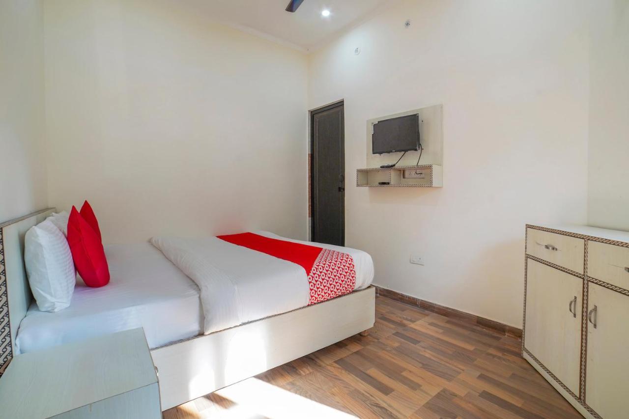 Oyo 67163 Anantham Residency Hotel Narendra Nagar Eksteriør billede