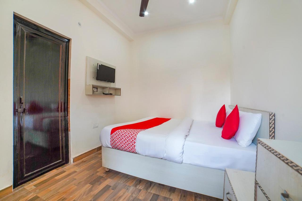 Oyo 67163 Anantham Residency Hotel Narendra Nagar Eksteriør billede